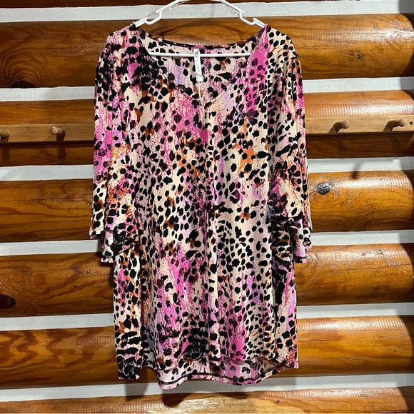 Dear Scarlett Pink and Black Animal Print Cali style Top 3x - Picture 5 of 7